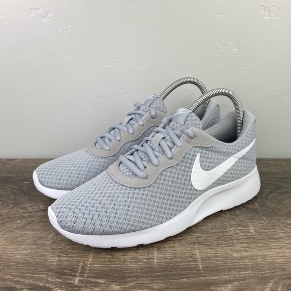 NEW Nike Tanjun Running Grey - Picture 3 of 5